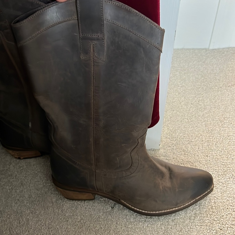New with flaws Diba cowboy style boots